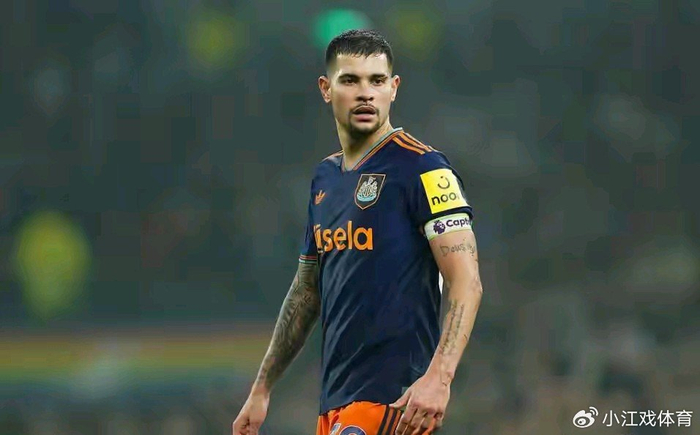 曼联皇马争夺纽卡中场核心吉马良斯 转会市场暗