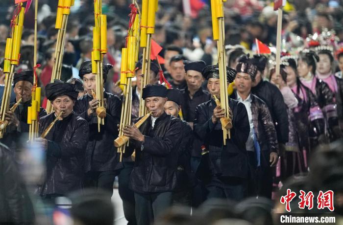 贵州黔东南榕江县村超第三届正式开幕：108支队