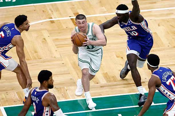 普里查德低迷成凯尔特人失利主因 76人逆转系列